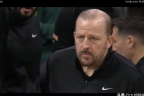 关于晋级下一阶段首场状态出色，美国队观众沸腾！，塔图姆重返赛场引发球迷热议的信息